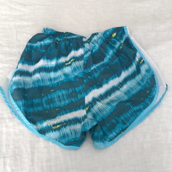 TWO pairs of Nike Dri-fit shorts - Picture 5 of 8